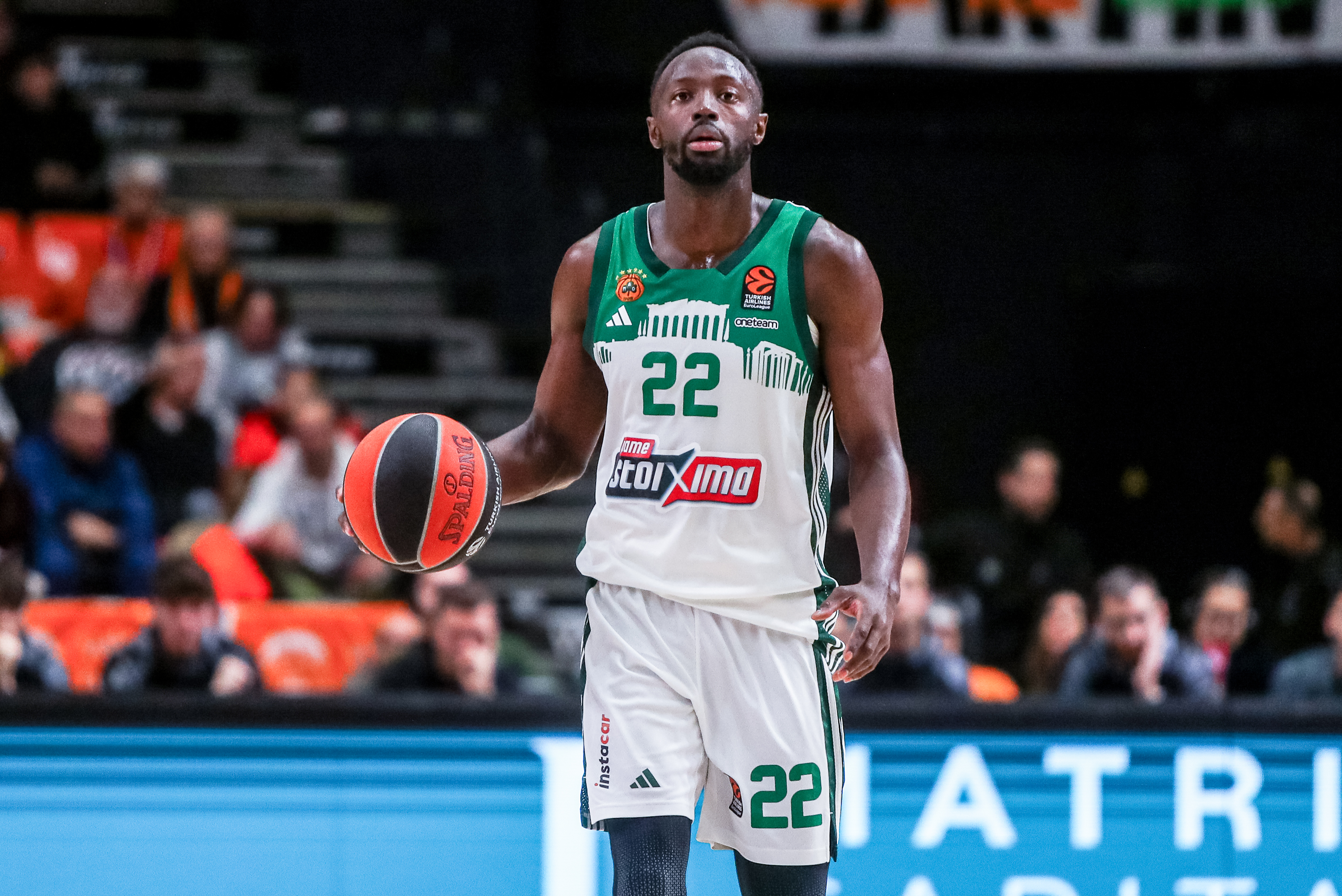 Jerian Grant of Panathinaikos in action during theTurkish Airlines EuroLeague, regular season round 19, basketball match played between Valencia Basket and Panathinaikos AKTOR Athens at Fuente de San Luis pavilion on January 5, 2024, in Valencia, Spain.